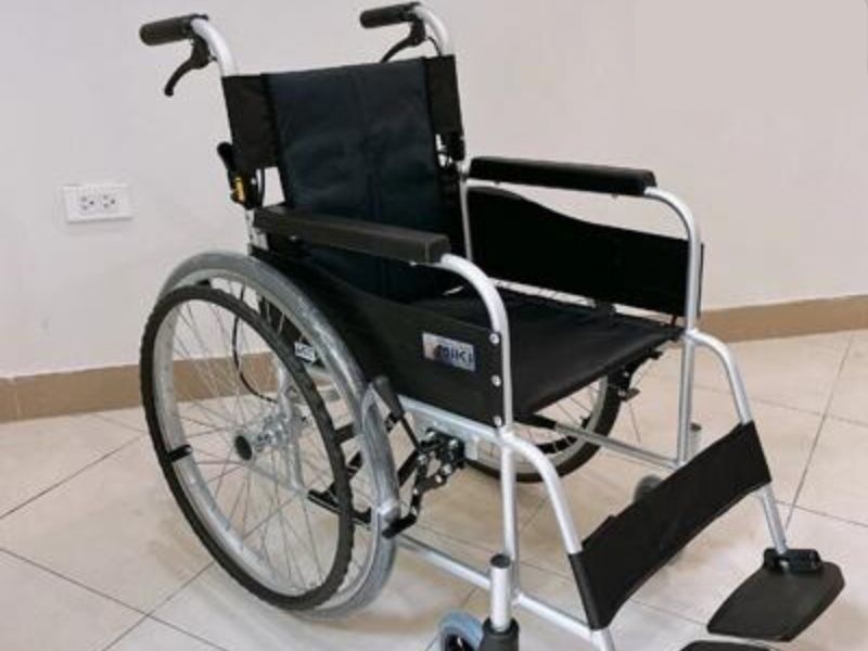  Xe lăn Miki Nhật Bản USG-1 siêu nhỏ nhẹ