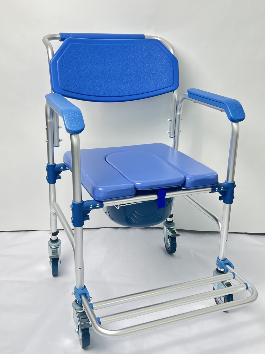 Ghế Bô, Ghế Tắm, Xe Đẩy Cho Người Già GBM-017
